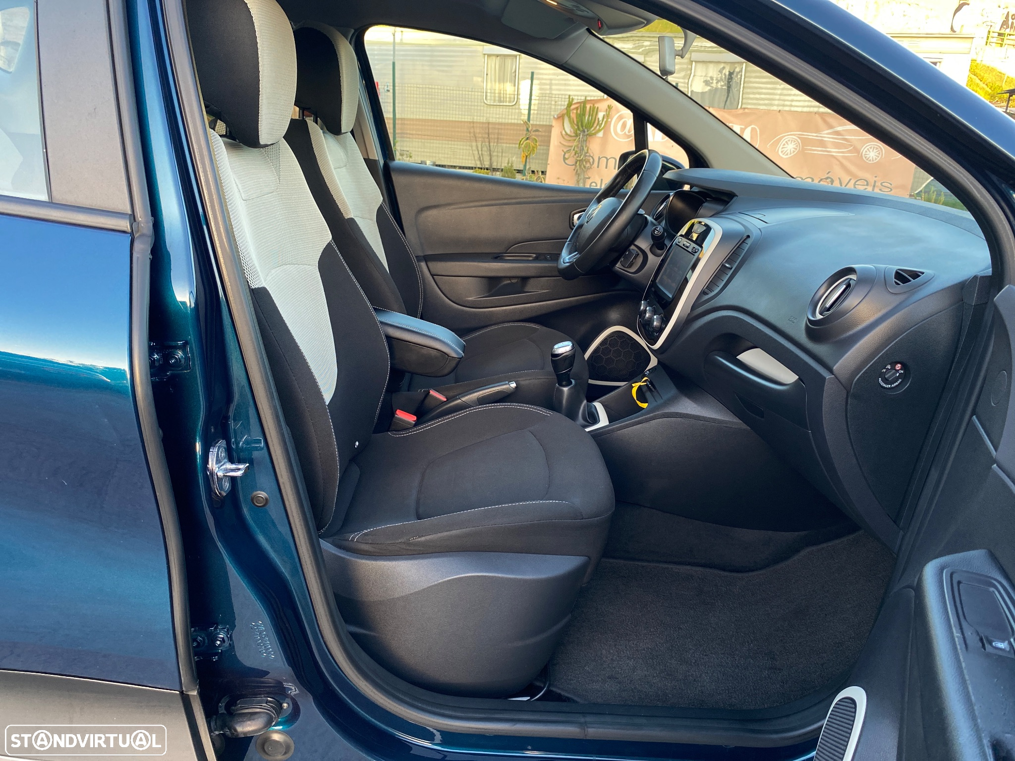 Renault Captur 1.5 dCi Exclusive - 13