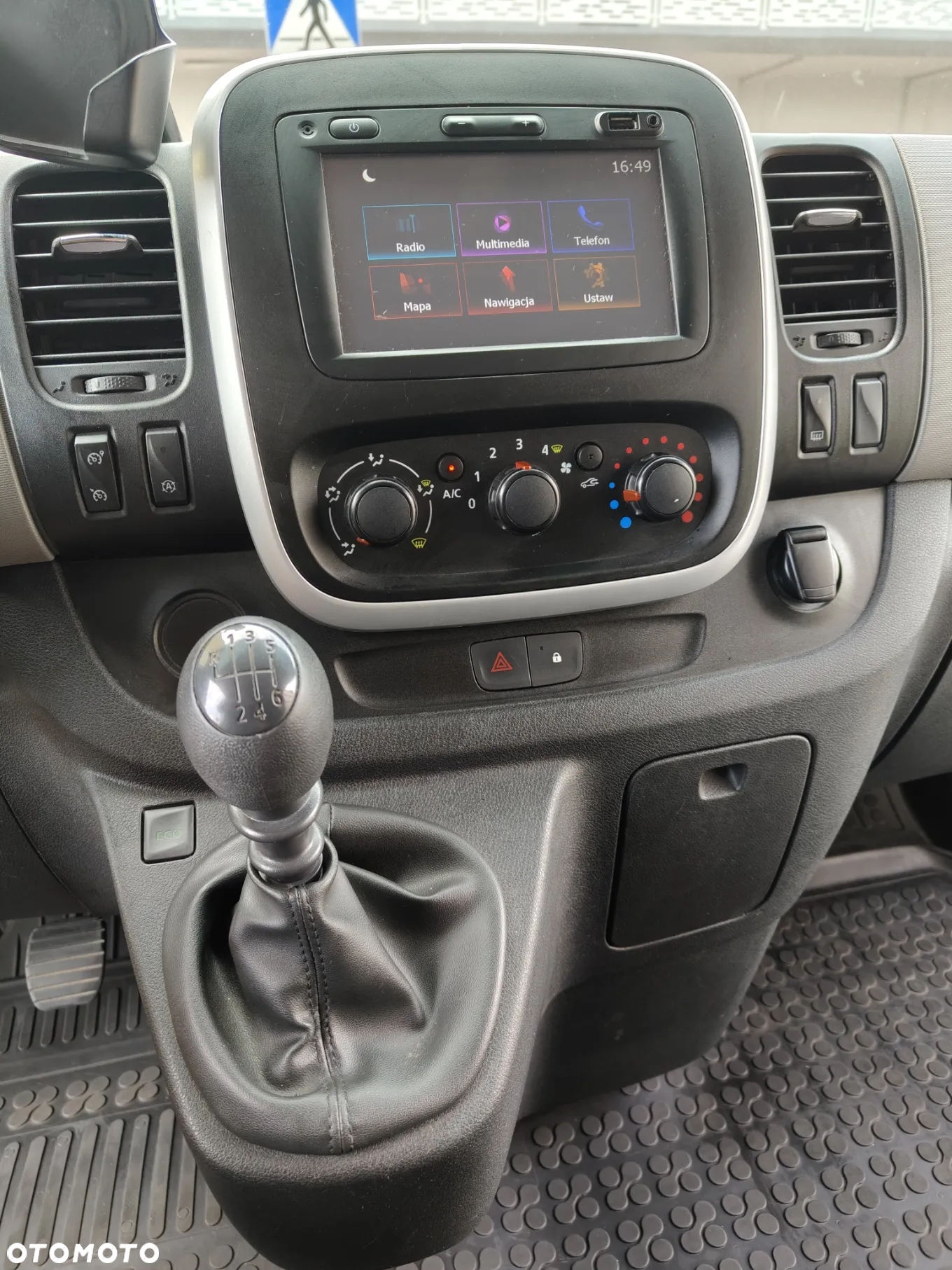 Renault Trafic - 8