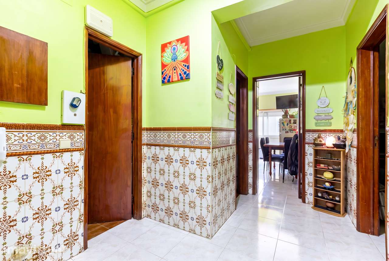 Apartamento T2, Amora - Grande imagem: 4/15