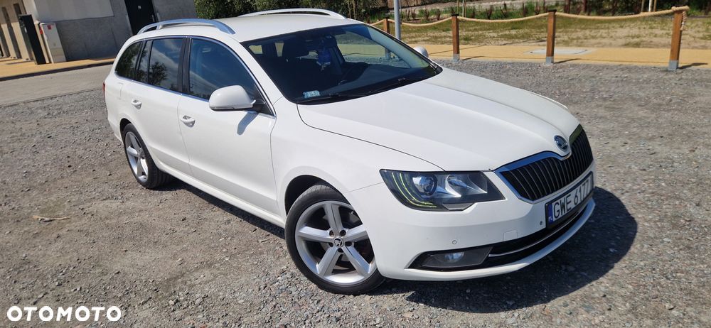 Skoda Superb 2.0 TDI Comfort DSG - 1
