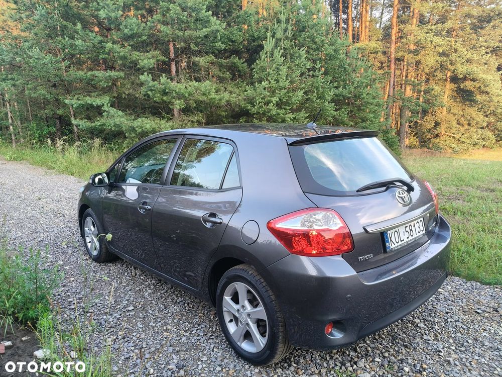 Toyota Auris 1.6 Executive - 4
