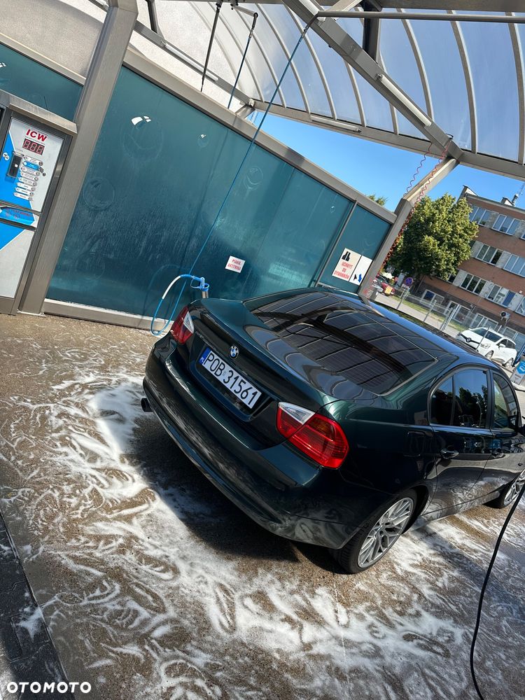 BMW Seria 3 318i - 5