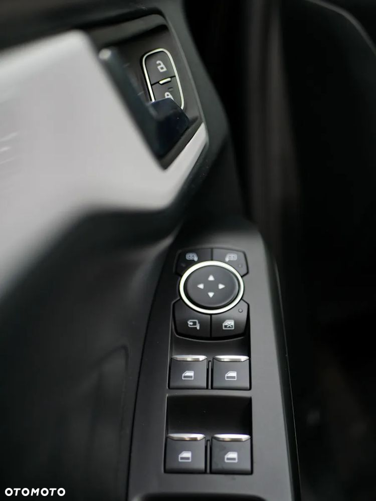 Ford Focus 2.0 EcoBlue Active Business - 19