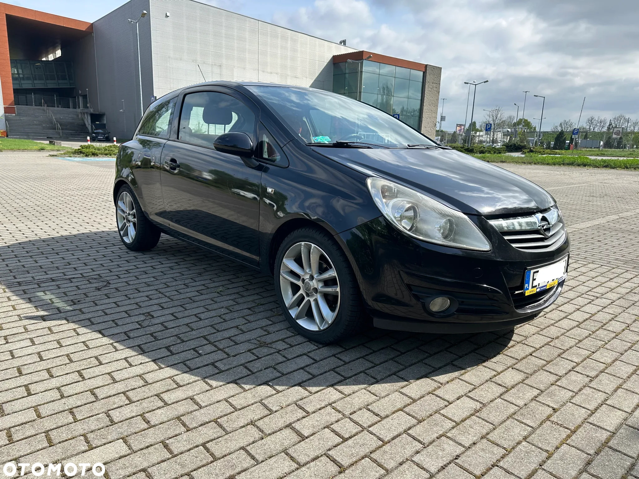Opel Corsa 1.4 16V Cosmo - 10