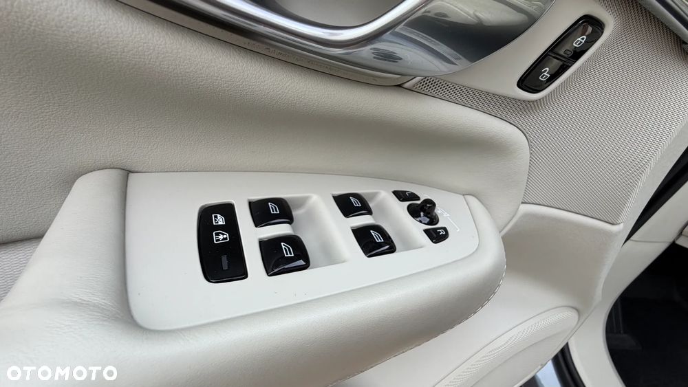 Volvo XC 90 B5 D AWD Inscription 7os - 15