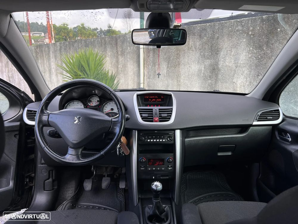 Peugeot 207 SW 1.4 Premium - 9