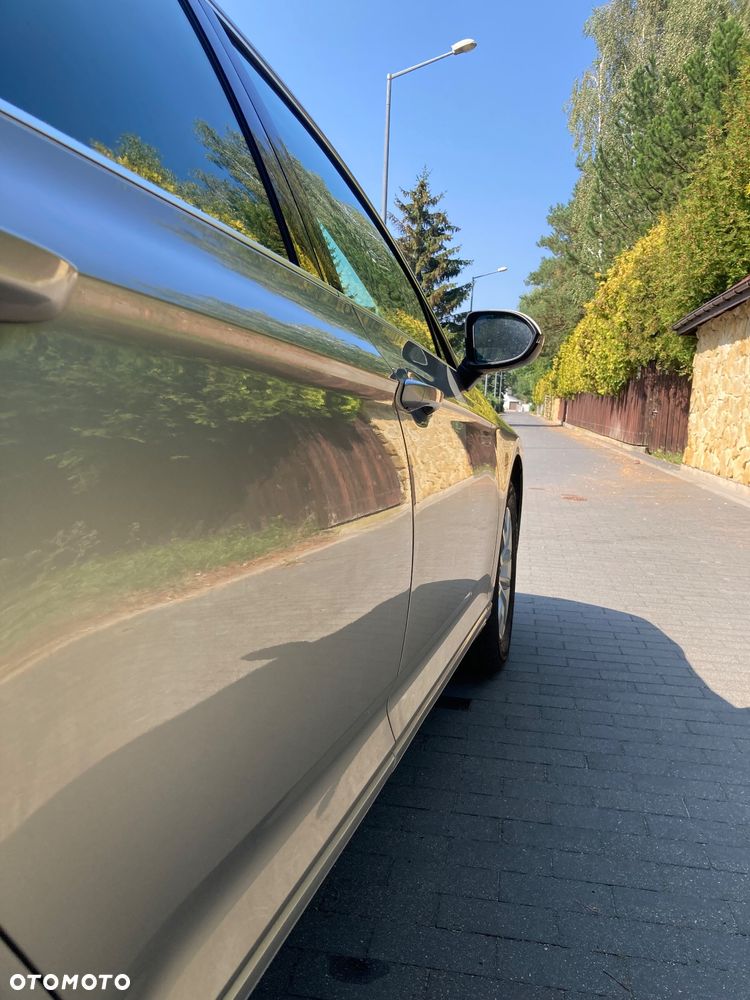 Volkswagen Passat 1.8 TSI BMT Comfortline - 12