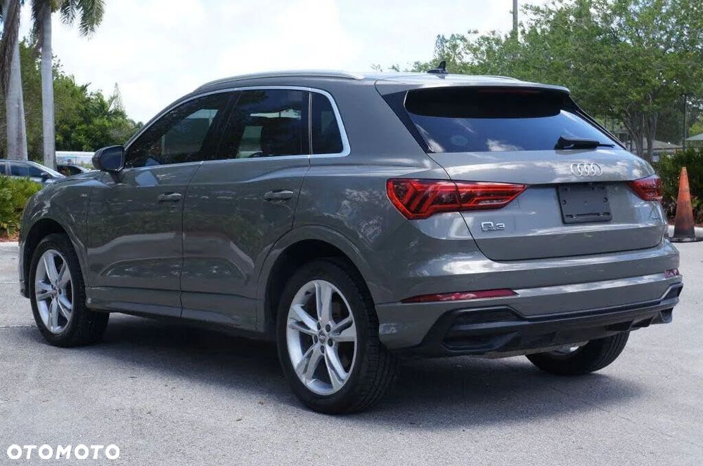 Audi Q3 45 TFSI Quattro S Line S tronic - 11