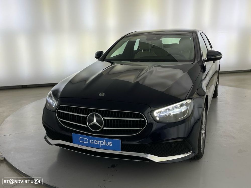 Mercedes-Benz E 300 de AMG Line - 26