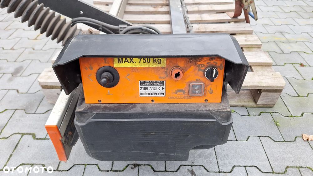 Zabudowa Kontener 2022r winda załadowcza Dhollandia dhlm.08  750KG - 10