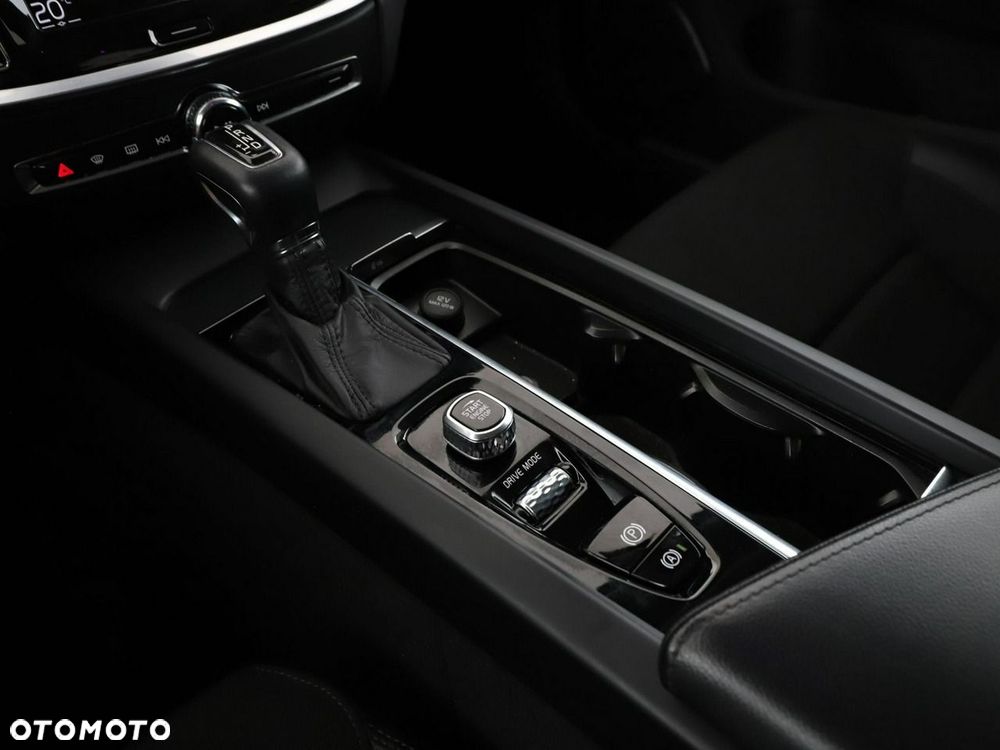 Volvo V60 D4 Geartronic Momentum Pro - 30