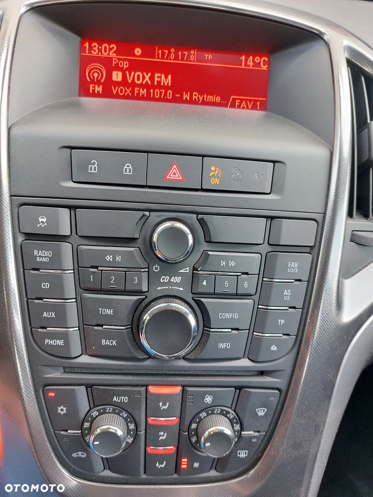 Opel Astra 1.7 CDTI DPF Cosmo - 11