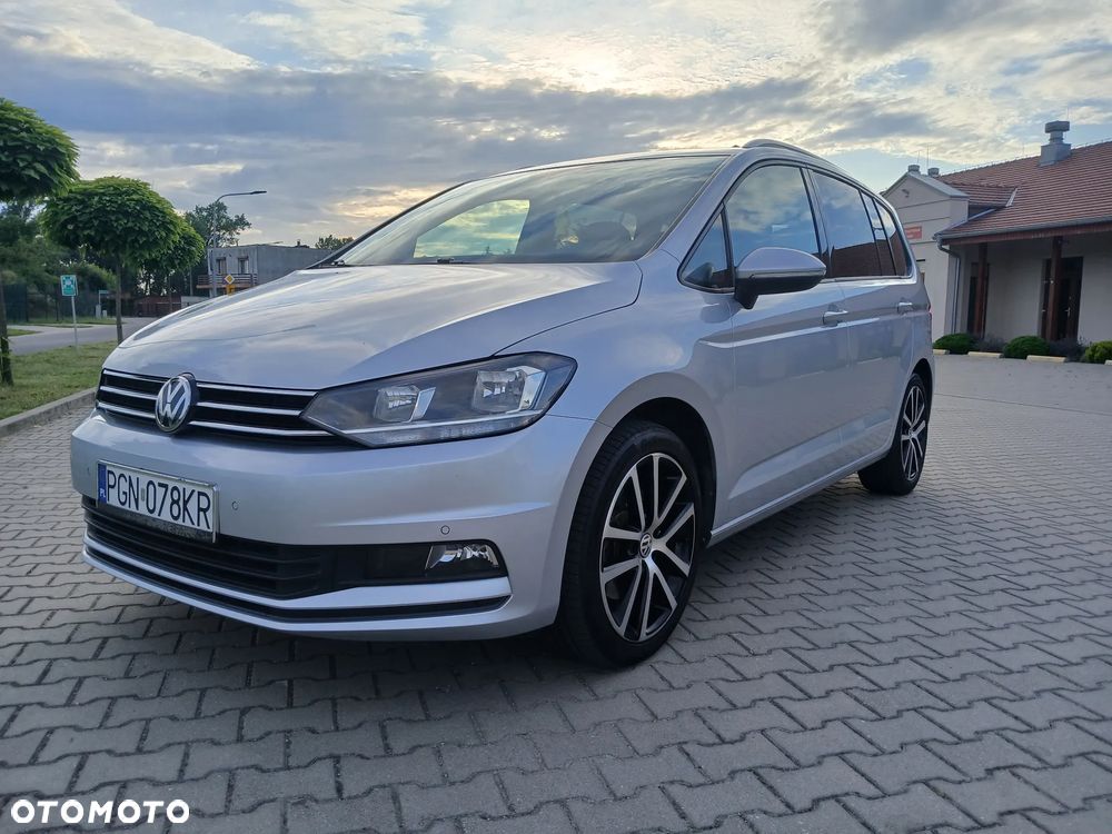 Volkswagen Touran 1.6 TDI SCR (BlueMotion Technology) DSG Comfortline - 2