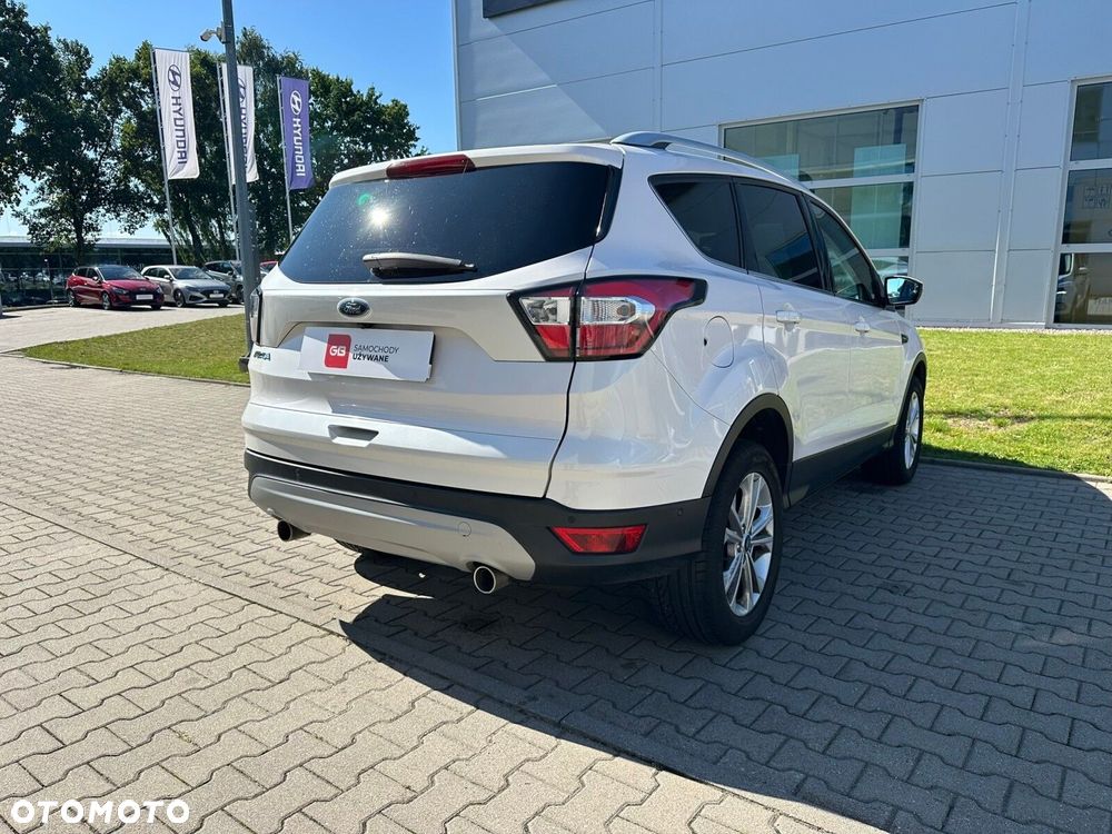 Ford Kuga - 9