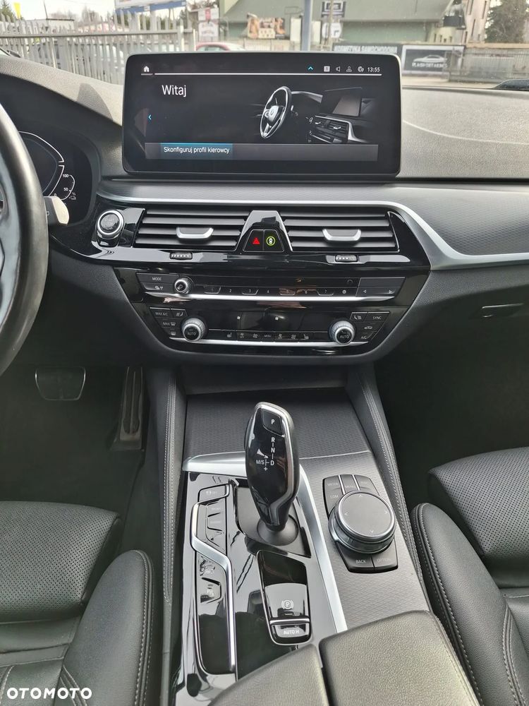BMW Seria 5 530e M Sport sport - 16