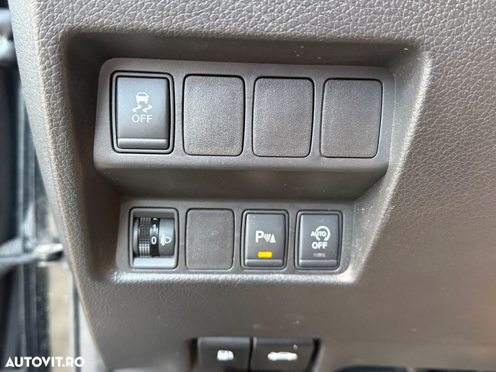 Nissan X-Trail 1.6 dCi ALL-MODE 4x4i N-Connecta - 11