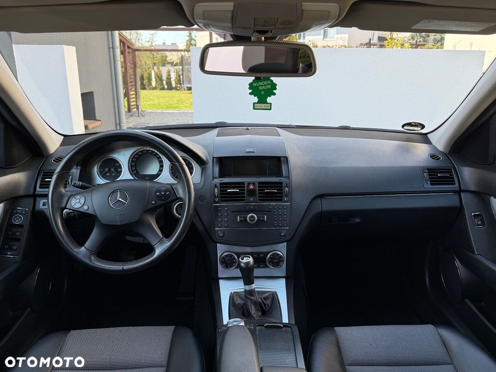 Mercedes-Benz Klasa C 180 Kompressor - 25