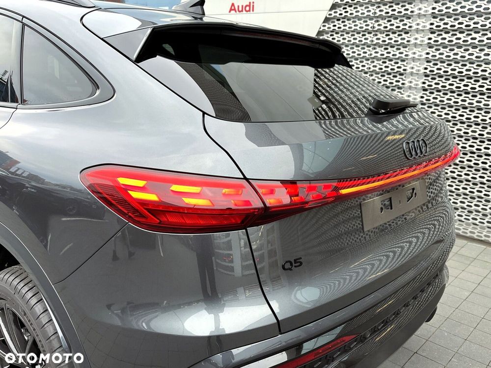 Audi Q5 Sportback - 8