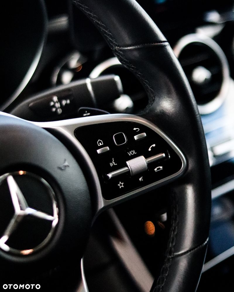 Mercedes-Benz GLC - 17