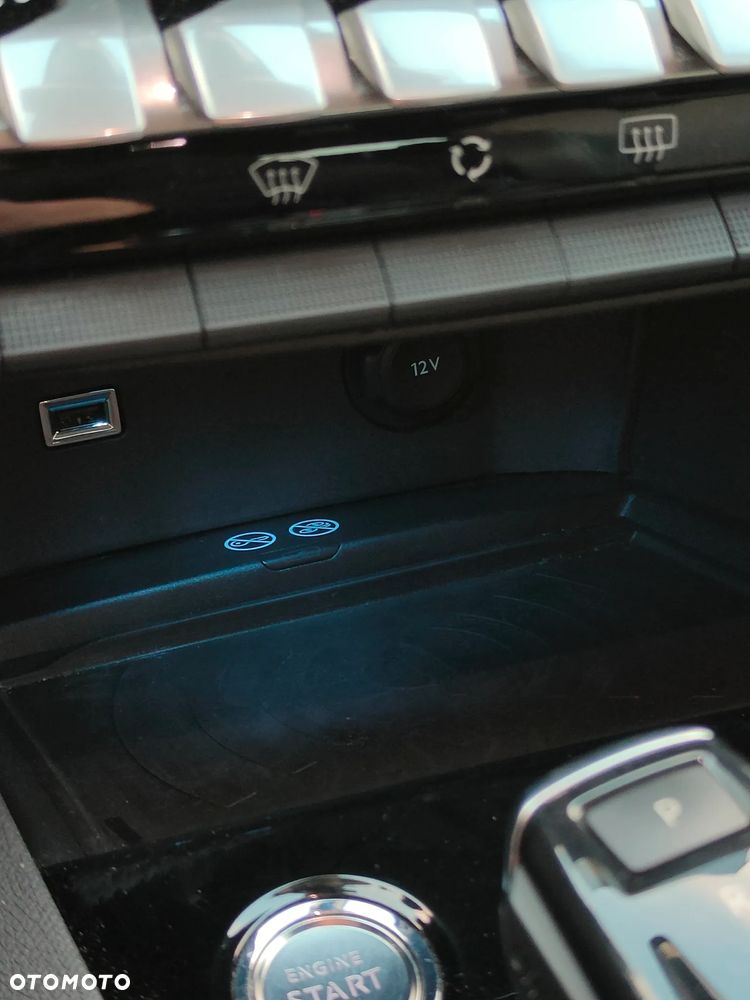 Peugeot 3008 BlueHDi 130 Stop & Start EAT8 Allure - 28