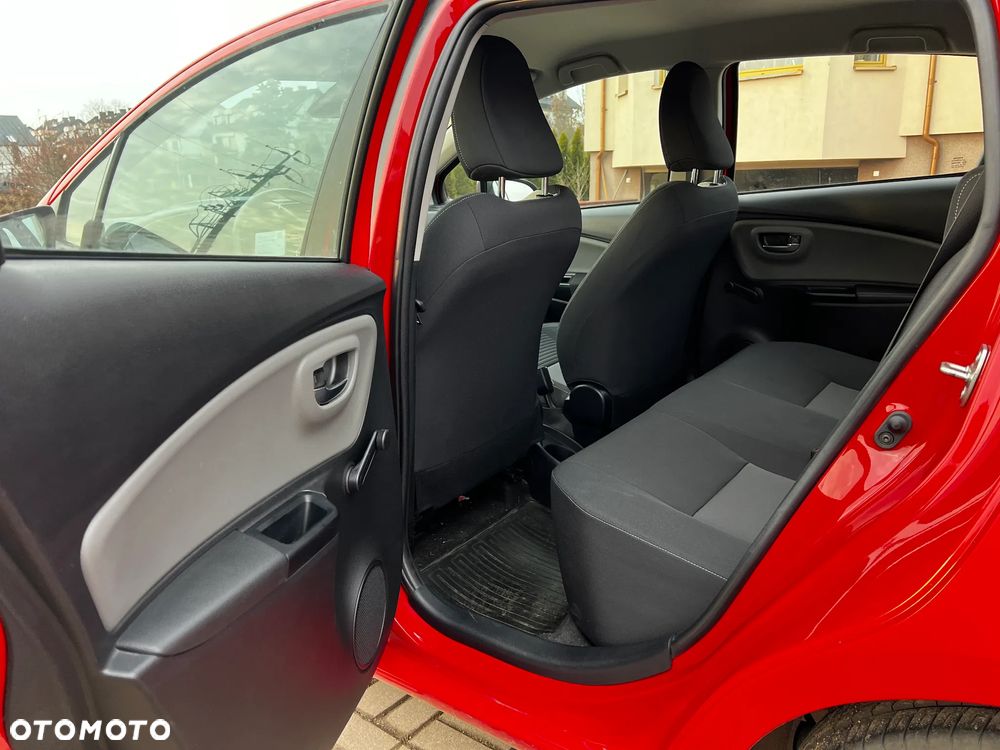 Toyota Yaris 1.5 Premium - 22