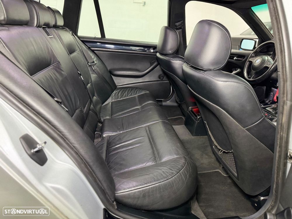 BMW 320 d Touring - 12