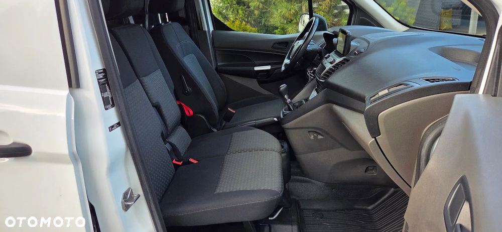 Ford Transit Connect - 8