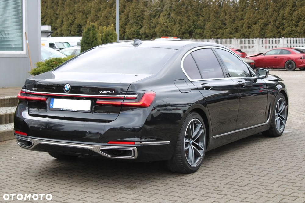 BMW Seria 7 740d xDrive - 10