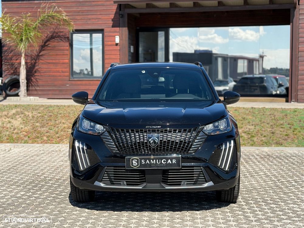 Peugeot 2008 1.2 PureTech Allure Pack EAT8 - 4