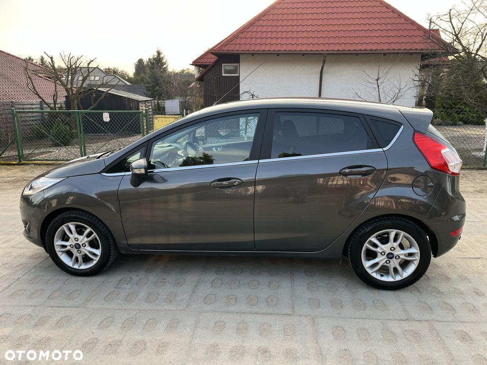 Ford Fiesta 1.0 EcoBoost S&S TITANIUM - 30