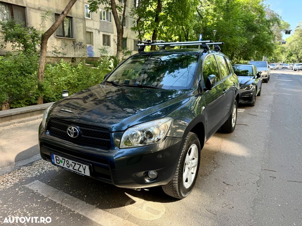 Toyota RAV4 2.2 D-4D Executive - 1