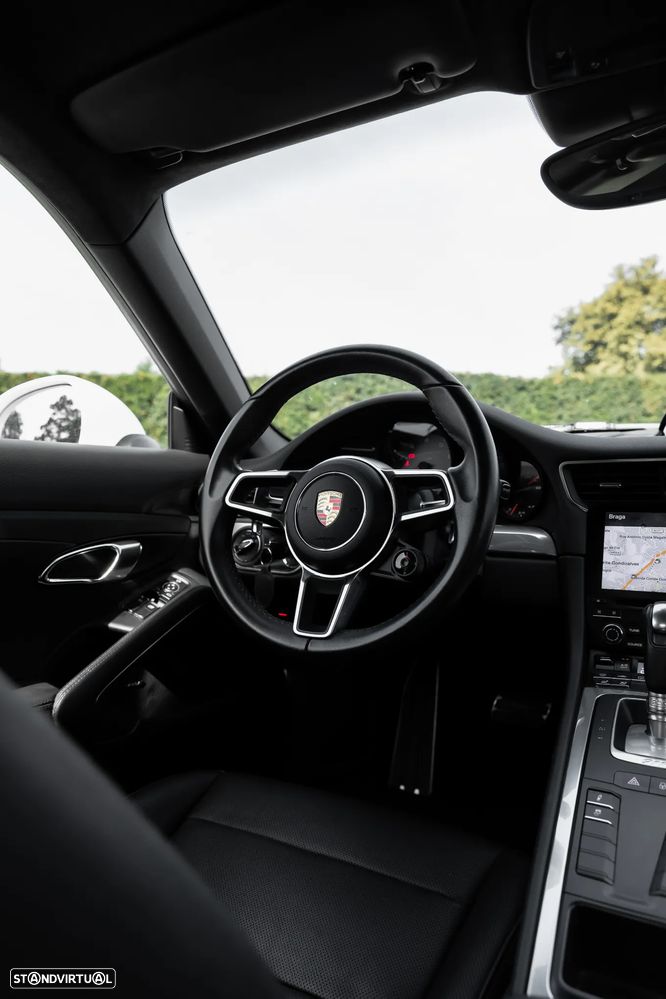 Porsche 911 (991) Carrera 4 S PDK - 41