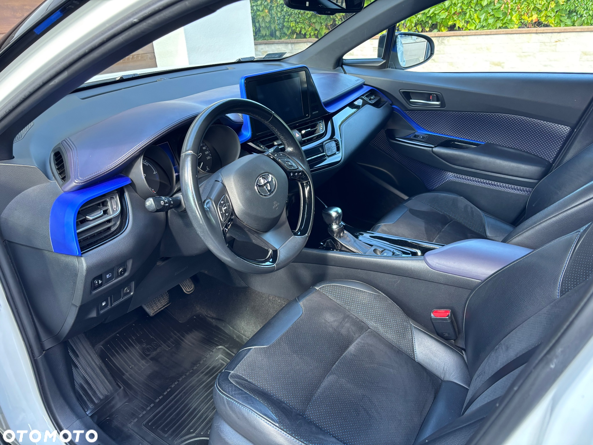 Toyota C-HR 1.8 Hybrid Dynamic - 12