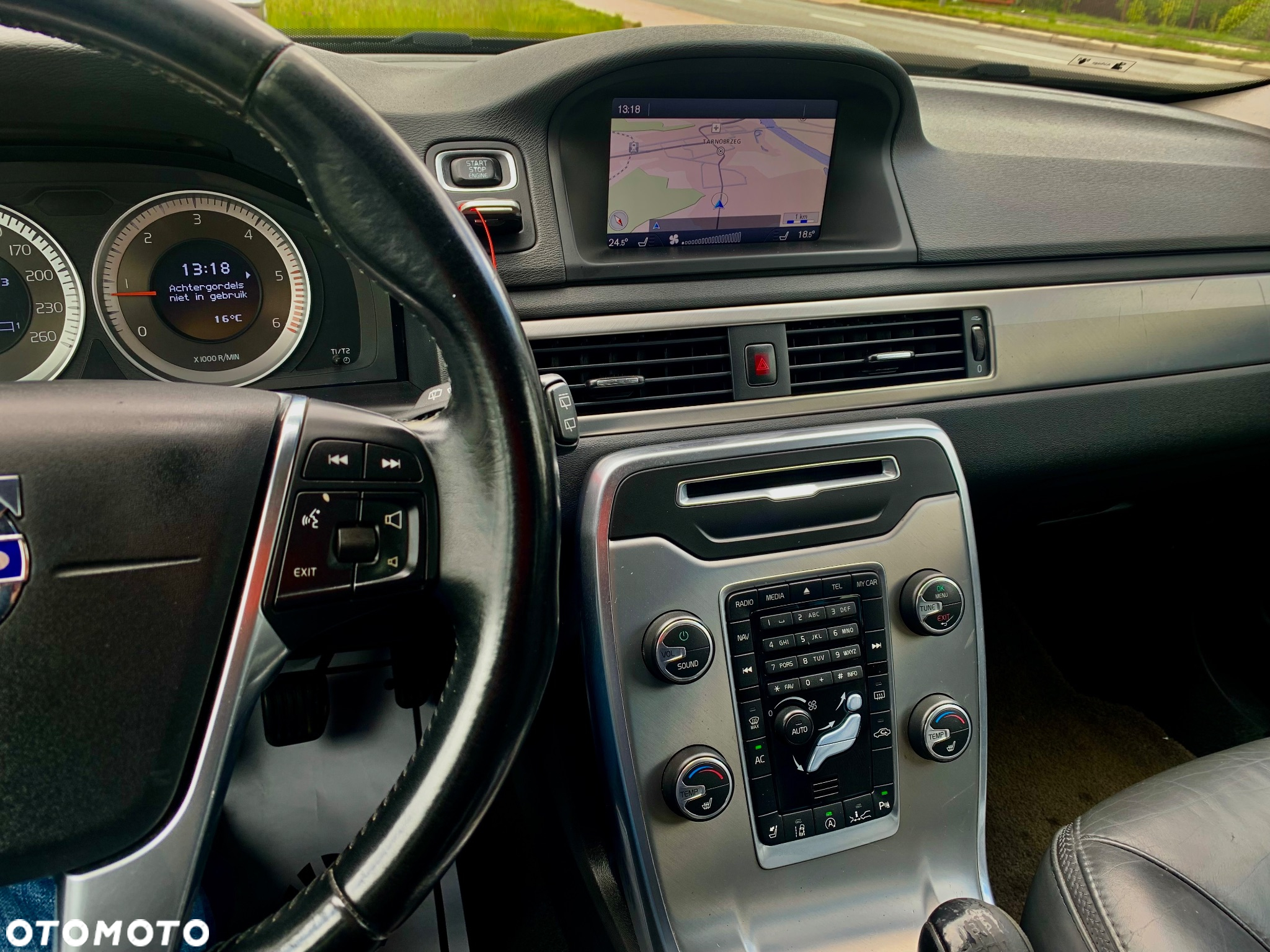 Volvo XC 70 D4 Momentum - 19