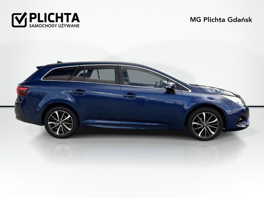 Toyota Avensis 1.8 Premium - 4