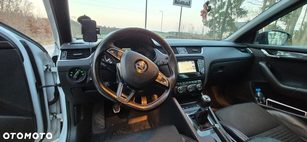 Skoda Octavia 2.0 TDI (Green tec) RS - 15