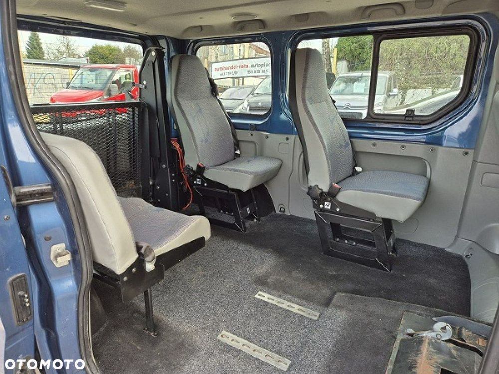 Renault Trafic - 39