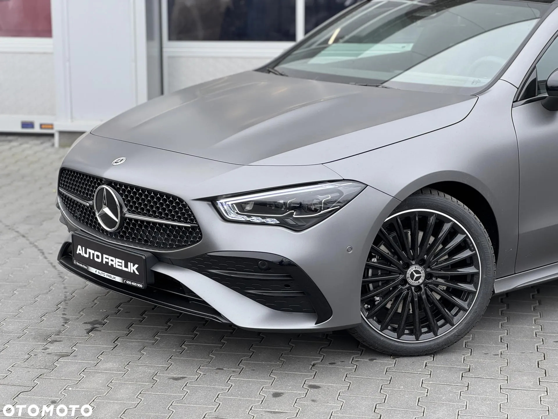 Mercedes-Benz CLA 200 AMG Line 7G-DCT - 3