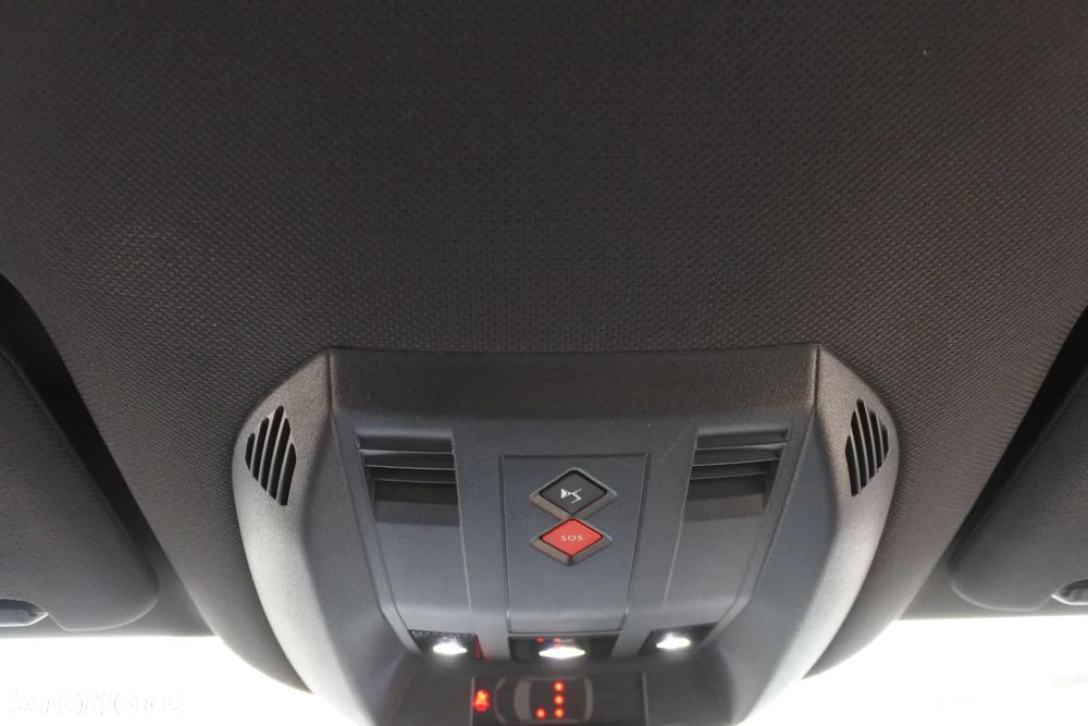 DS Automobiles DS 7 Crossback 1.6 PureTech Performance Line + - 25