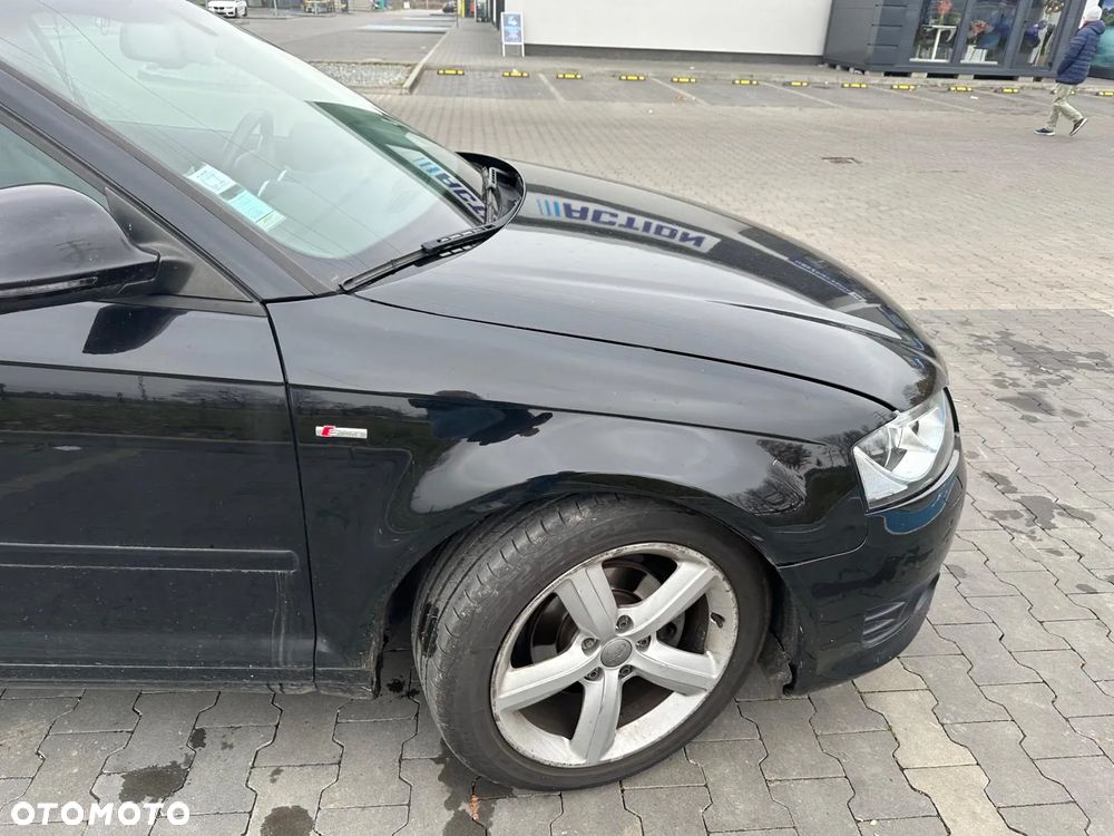 Audi A3 Sportback 1.6 TDI DPF Ambiente - 5