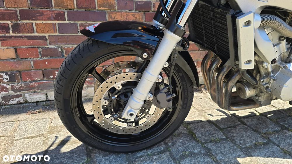 Yamaha FZ6 - 6