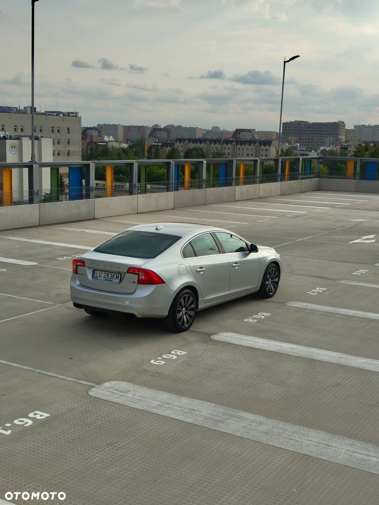 Volvo S60 - 29