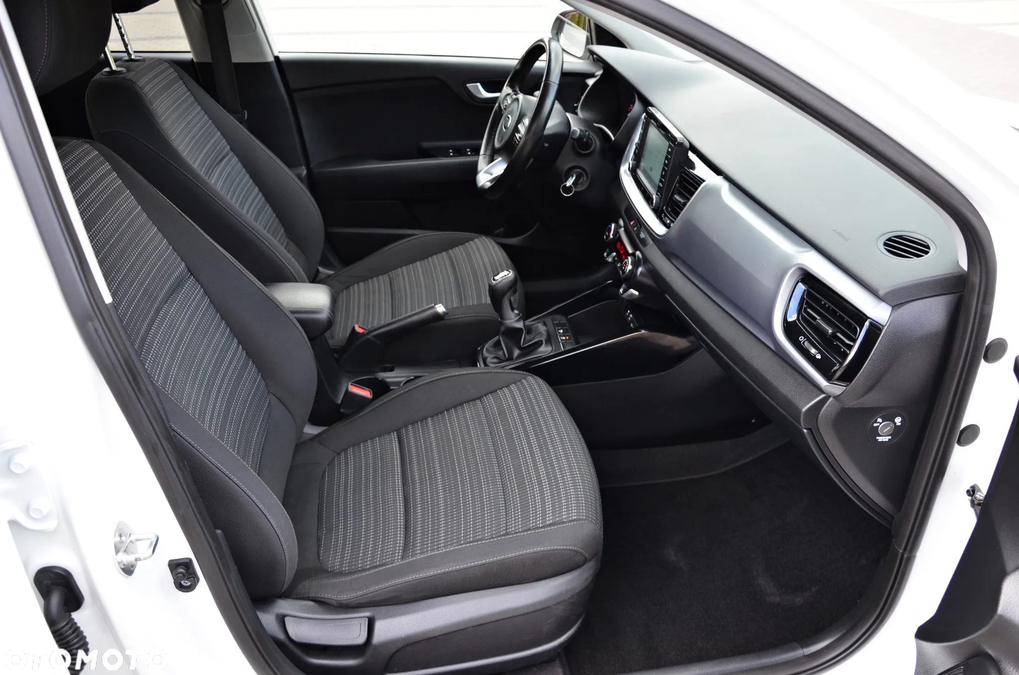 Kia Stonic 1.4 Vision - 35
