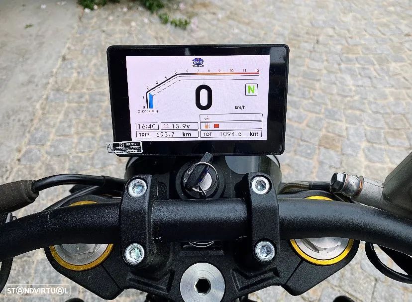 FB Mondial HPS 125 - 11