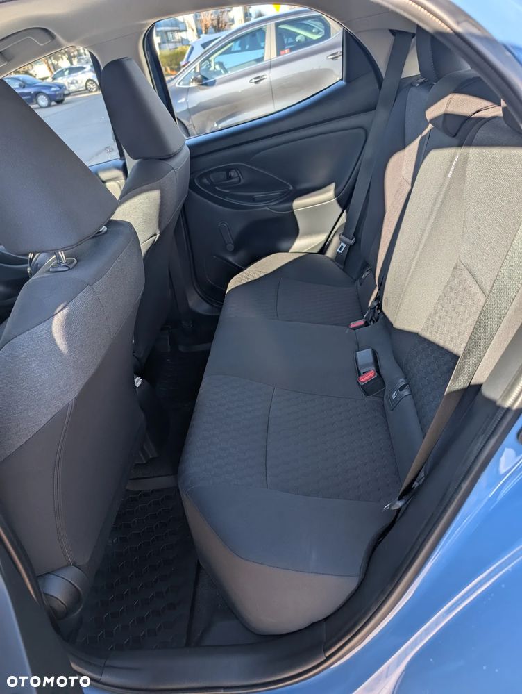 Toyota Yaris 1.5 Comfort CVT - 18