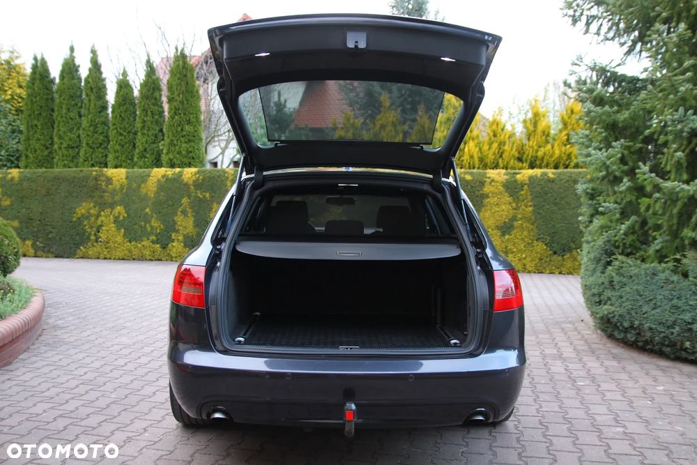Audi A6 Avant - 33