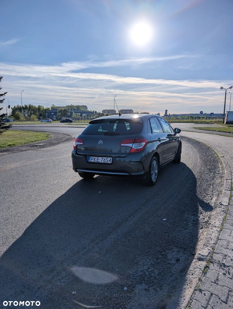 Citroën C4 HDi 90 Tendance - 6