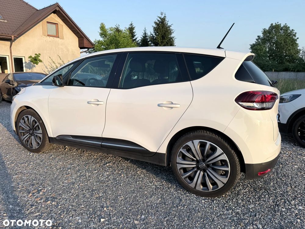 Renault Scenic - 10