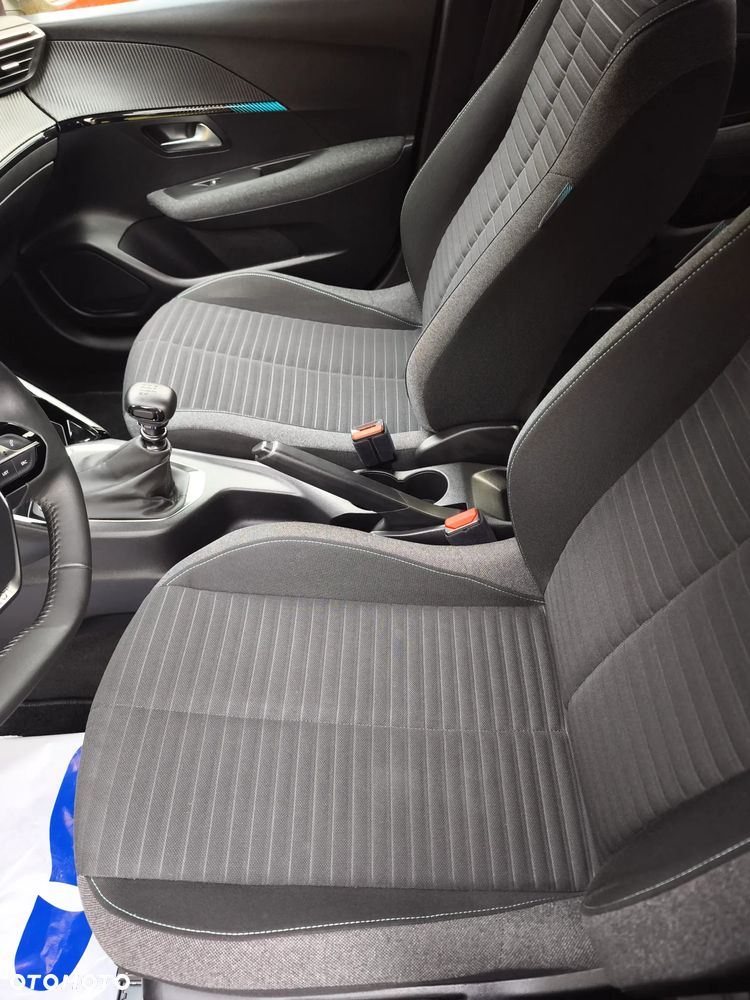 Peugeot 208 1.2 PureTech Style S&S - 13