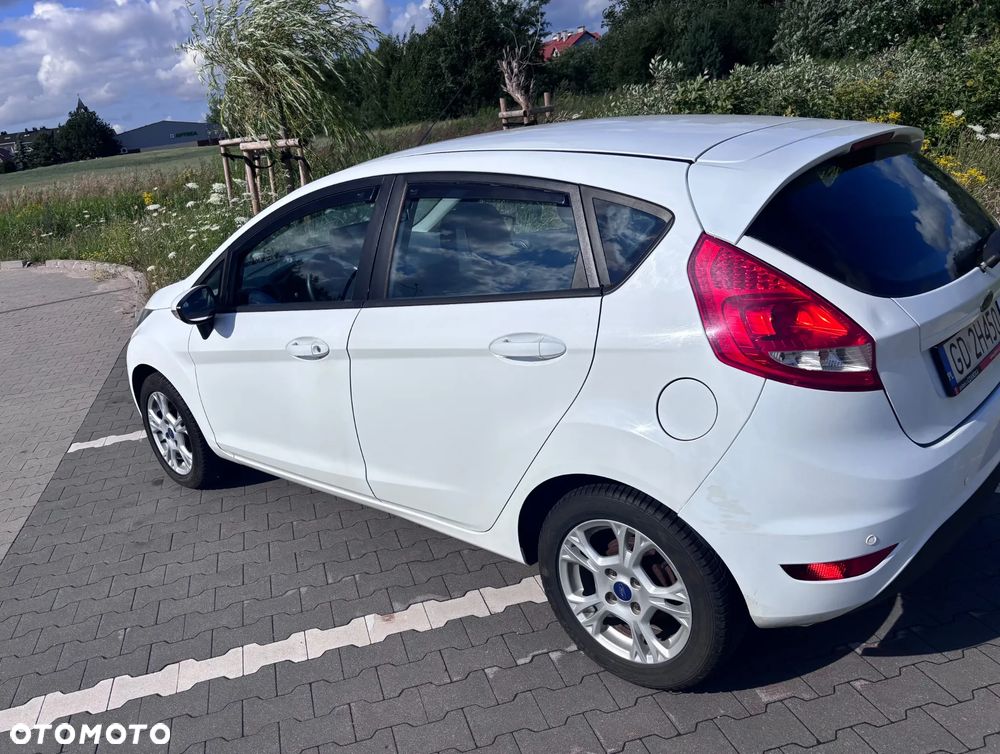 Ford Fiesta - 5